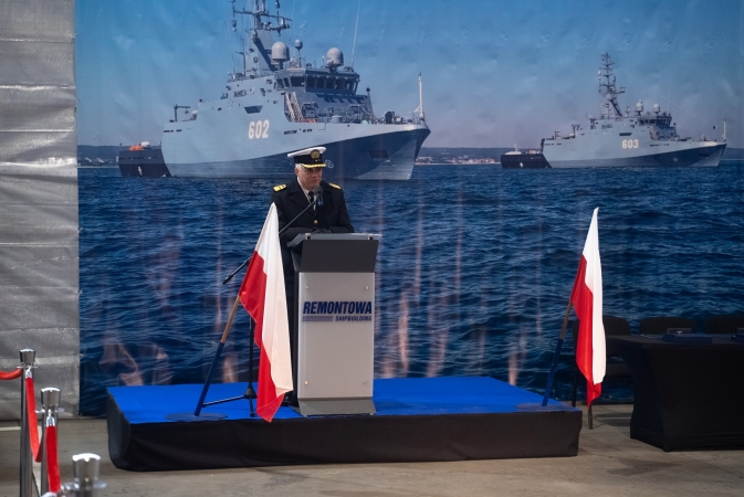 Rozpoczęcie budowy przyszłego ORP Rybitwa w Remontowa Shipbuilding S.A. Za nami już cięcie blach-GospodarkaMorska.pl