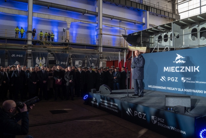„Miecznik” programem ponad podziałami. Położenie stępki pod przyszły ORP Wicher w PGZ Stocznia Wojenna-GospodarkaMorska.pl