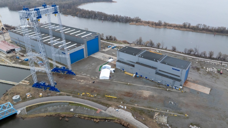 Król Danii na symbolicznym otwarciu fabryki Vestas w Szczecinie-GospodarkaMorska.pl