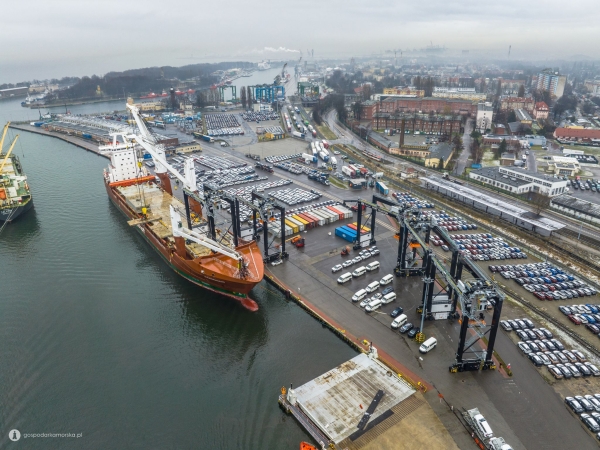 Suwnice popłyną z Gdańska do Portu Houston-GospodarkaMorska.pl