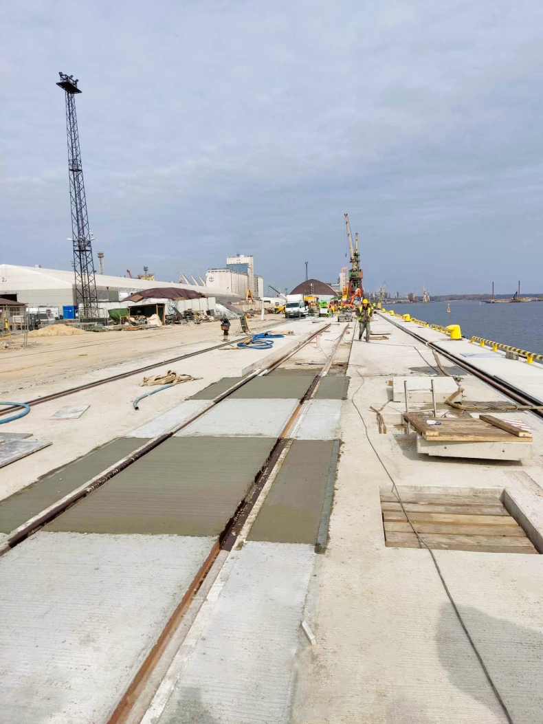 Kolejne metry nabrzeży w Szczecinie gotowe-GospodarkaMorska.pl