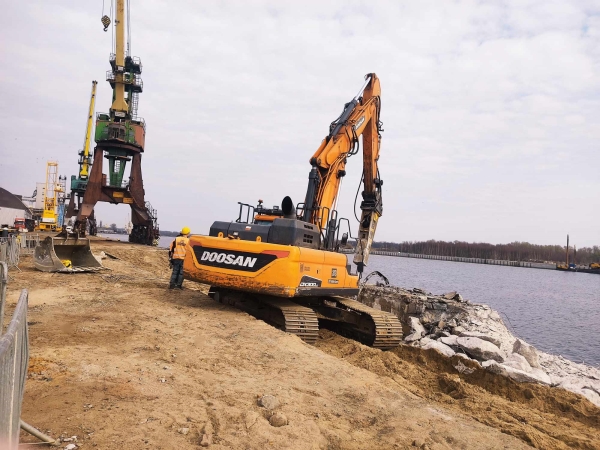 Kolejne metry nabrzeży w Szczecinie gotowe-GospodarkaMorska.pl
