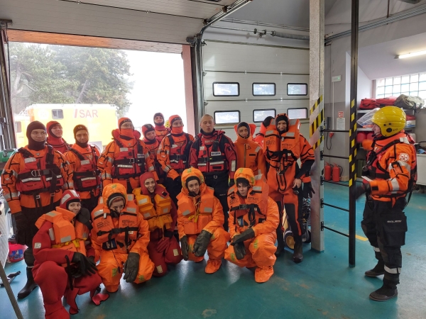 Jak przetrwać i ratować na morzu? Ćwiczenia i badania na Bałtyku z udziałem studentów i pracowników uczelni morskich-GospodarkaMorska.pl