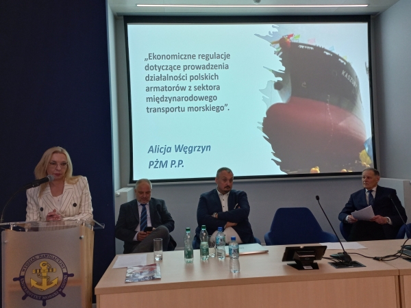 Bandera wygodna dla polskich armatorów i rządu. Jak przywrócić ją flocie handlowej?-GospodarkaMorska.pl