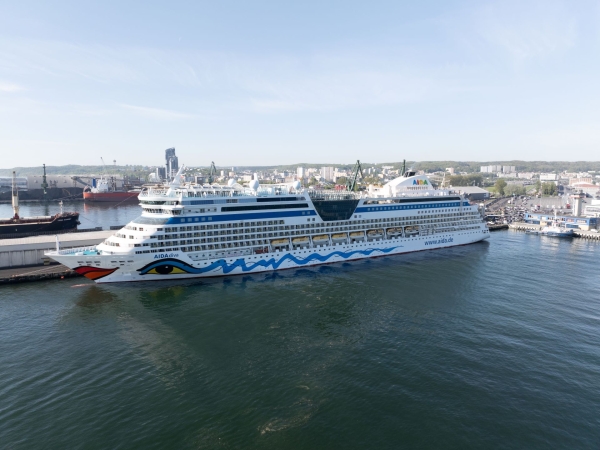 AIDAdiva rozpoczyna sezon wycieczkowy w Porcie Gdynia-GospodarkaMorska.pl