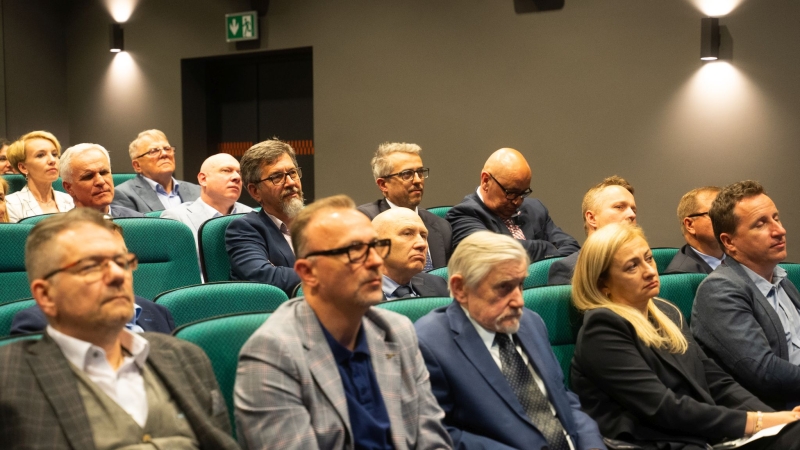 Zjazd Polskiego Forum Technologii Morskich. Podsumowanie 2023 roku i wizyta w stoczni Nauta-GospodarkaMorska.pl