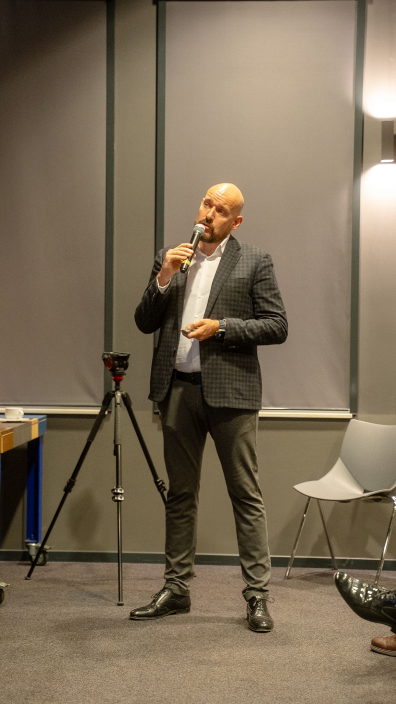 Zjazd Polskiego Forum Technologii Morskich. Podsumowanie 2023 roku i wizyta w stoczni Nauta-GospodarkaMorska.pl