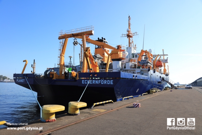 FGS PLANET w Porcie Gdynia (zdjęcia)-GospodarkaMorska.pl