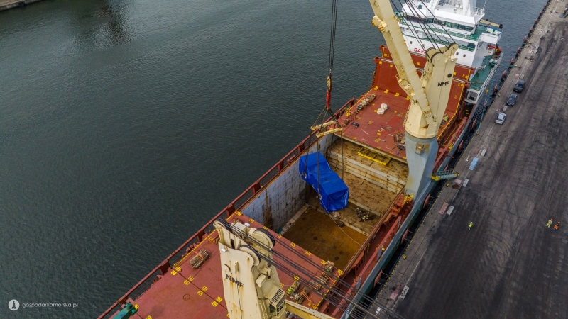 Port Gdańsk. Generatory GE popłynęły do Azji-GospodarkaMorska.pl