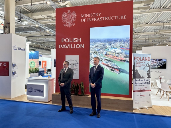Arkadiusz Marchewka otwiera polski pawilon na targach morskich Posidonia w Grecji-GospodarkaMorska.pl