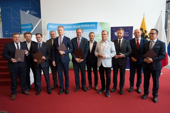 Rozwój polskiego odcinka Międzynarodowej Drogi Wodnej E70 coraz bliżej. List intencyjny podpisany-GospodarkaMorska.pl