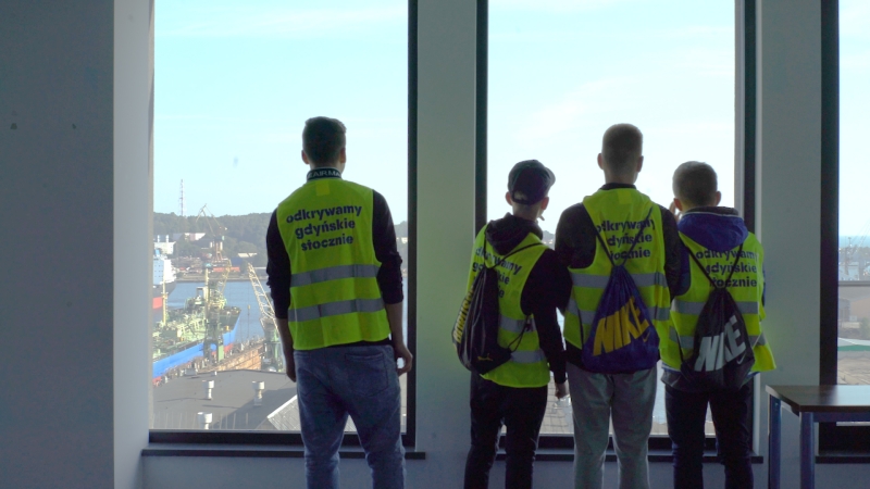 Odkrywamy gdyńskie stocznie gimnazjalistom-GospodarkaMorska.pl