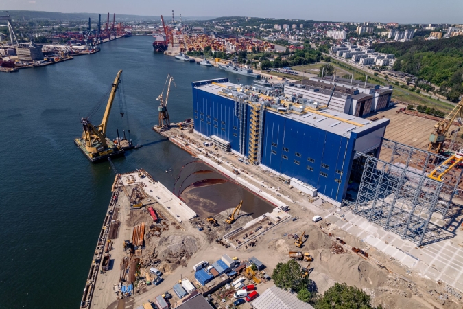 Budowa wnęki dokowej w Porcie Gdynia. Stary slip rozebrany-GospodarkaMorska.pl