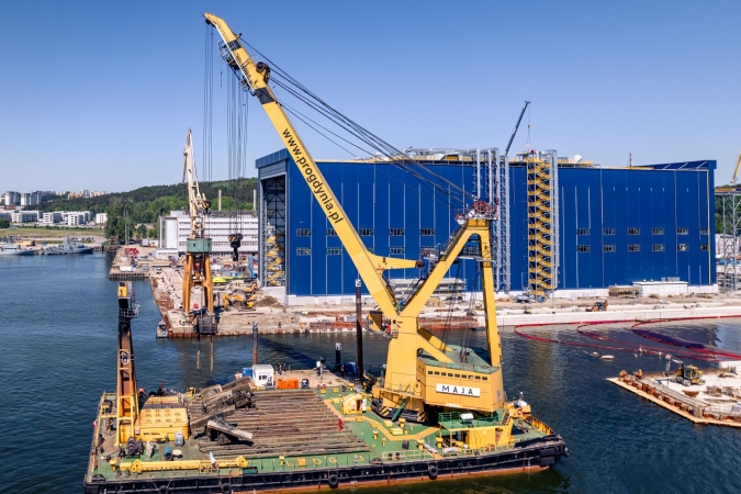 Budowa wnęki dokowej w Porcie Gdynia. Stary slip rozebrany-GospodarkaMorska.pl