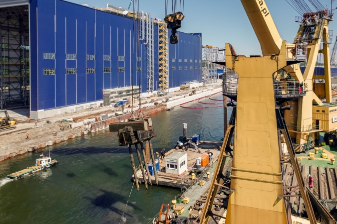 Budowa wnęki dokowej w Porcie Gdynia. Stary slip rozebrany-GospodarkaMorska.pl