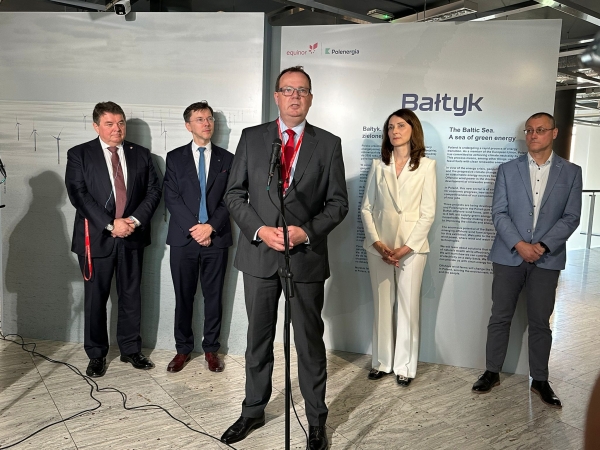 „Bałtyk. Morze zielonej energii” – pierwsza w Polsce wystawa o offshore wind-GospodarkaMorska.pl