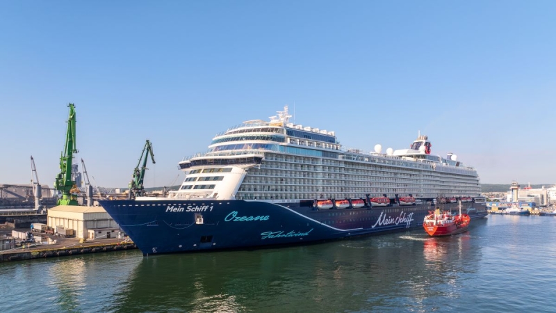Mein Shiff 1 z kolejną wizytą w Gdyni-GospodarkaMorska.pl