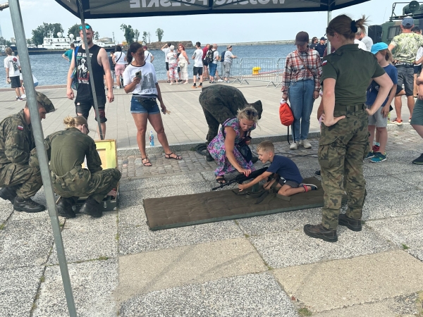 Święto Marynarki Wojennej. Zwiedzanie okrętu podwodnego ORP Orzeł i wiele innych atrakcji [ZDJĘCIA]-GospodarkaMorska.pl