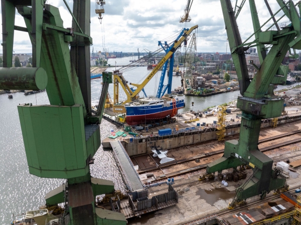 Vigilant już na wodzie. Karstensen woduje kolejny statek w Gdańsku-GospodarkaMorska.pl