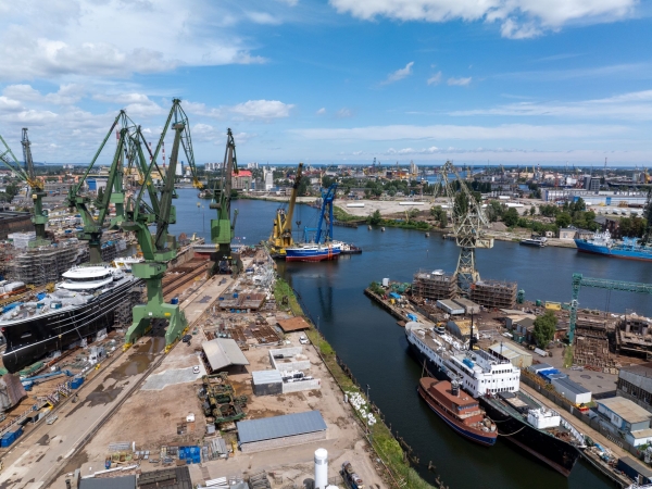 Vigilant już na wodzie. Karstensen woduje kolejny statek w Gdańsku-GospodarkaMorska.pl