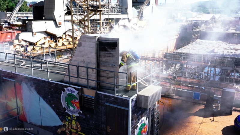 CRIST. Strażacy ćwiczyli w ognistym smoku-GospodarkaMorska.pl