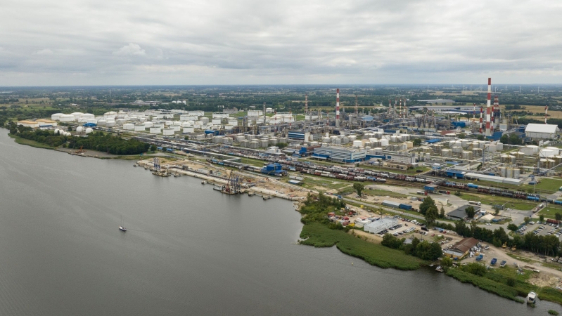 Rafineria wykorzystuje swoje położenie. Morski Terminal Przeładunkowy Orlenu już prawie gotowy-GospodarkaMorska.pl