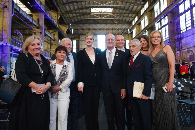 Stocznia CRIST jako opera. Muzyka, solidarność i społeczna odpowiedzialność-GospodarkaMorska.pl