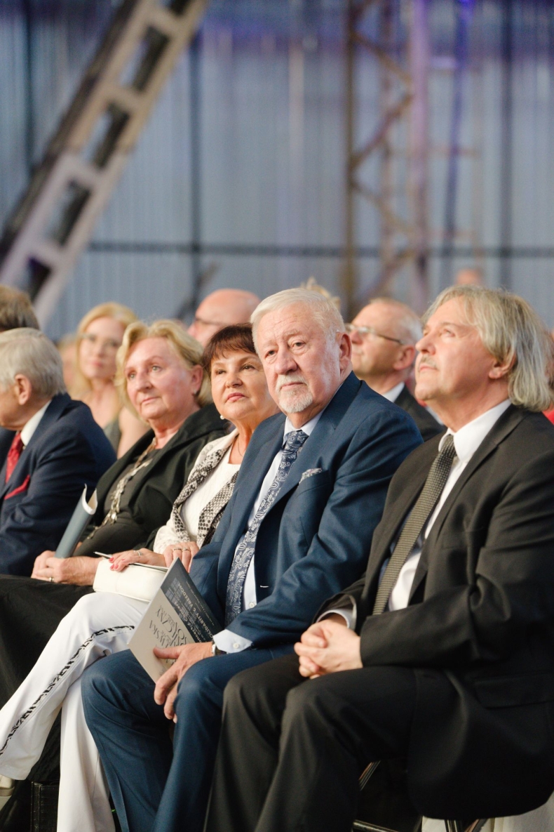 Stocznia CRIST jako opera. Muzyka, solidarność i społeczna odpowiedzialność-GospodarkaMorska.pl