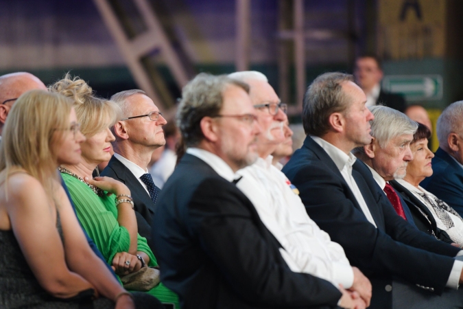 Stocznia CRIST jako opera. Muzyka, solidarność i społeczna odpowiedzialność-GospodarkaMorska.pl