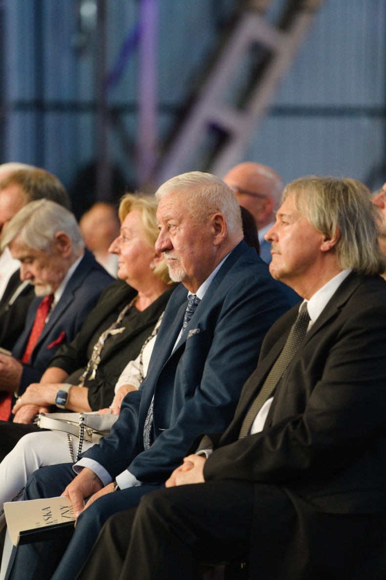 Stocznia CRIST jako opera. Muzyka, solidarność i społeczna odpowiedzialność-GospodarkaMorska.pl