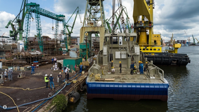 W stoczni Safe zwodowano holownik UKD Seadragon-GospodarkaMorska.pl