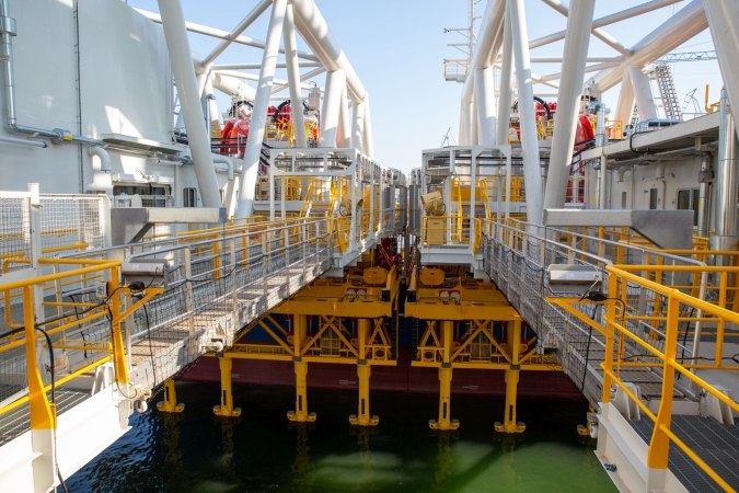 Kolos z CRIST SA popłynął budować najdłuższy zatapialny tunel na świecie-GospodarkaMorska.pl