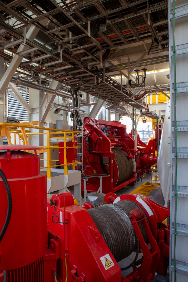 Kolos z CRIST SA popłynął budować najdłuższy zatapialny tunel na świecie-GospodarkaMorska.pl