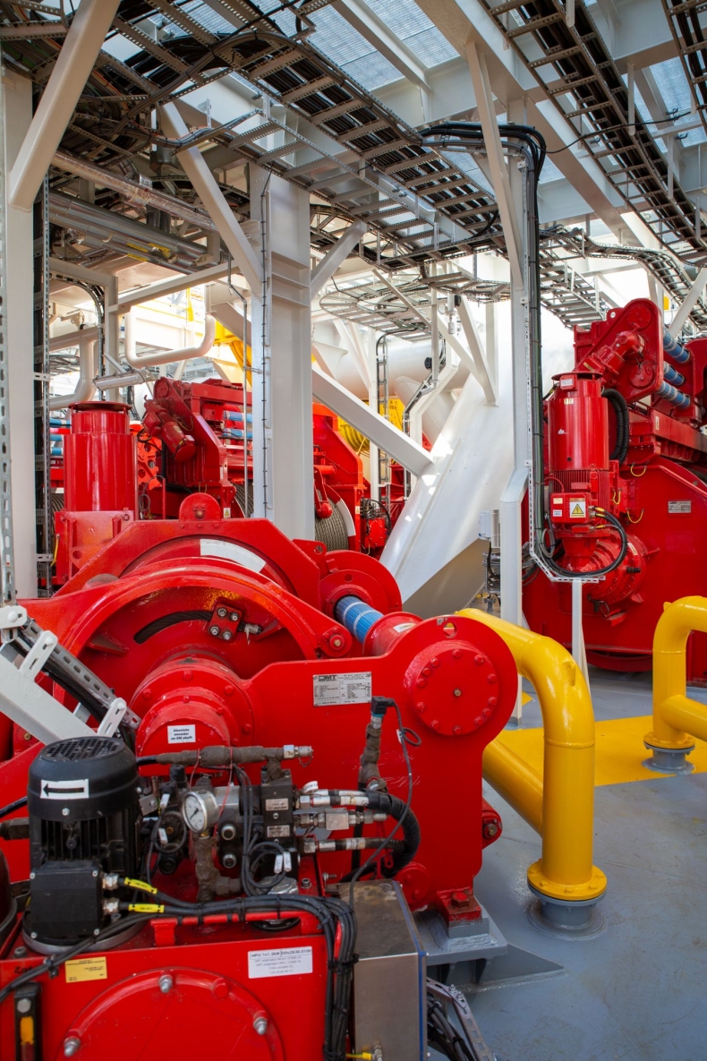 Kolos z CRIST SA popłynął budować najdłuższy zatapialny tunel na świecie-GospodarkaMorska.pl