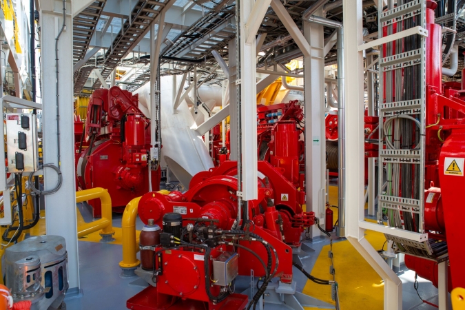 Kolos z CRIST SA popłynął budować najdłuższy zatapialny tunel na świecie-GospodarkaMorska.pl