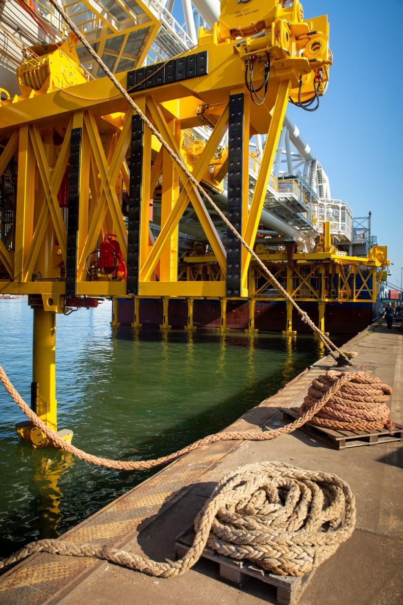 Kolos z CRIST SA popłynął budować najdłuższy zatapialny tunel na świecie-GospodarkaMorska.pl