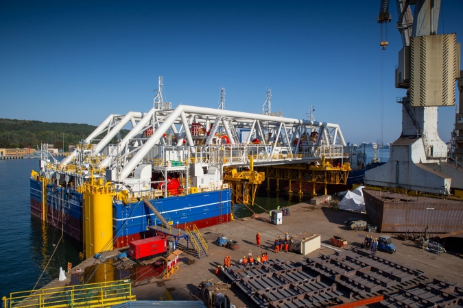 Kolos z CRIST SA popłynął budować najdłuższy zatapialny tunel na świecie-GospodarkaMorska.pl