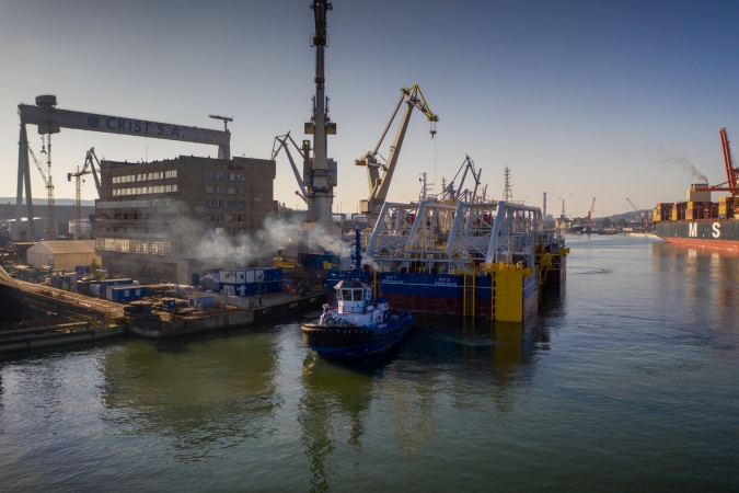 Kolos z CRIST SA popłynął budować najdłuższy zatapialny tunel na świecie-GospodarkaMorska.pl