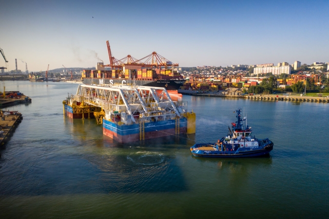 Kolos z CRIST SA popłynął budować najdłuższy zatapialny tunel na świecie-GospodarkaMorska.pl