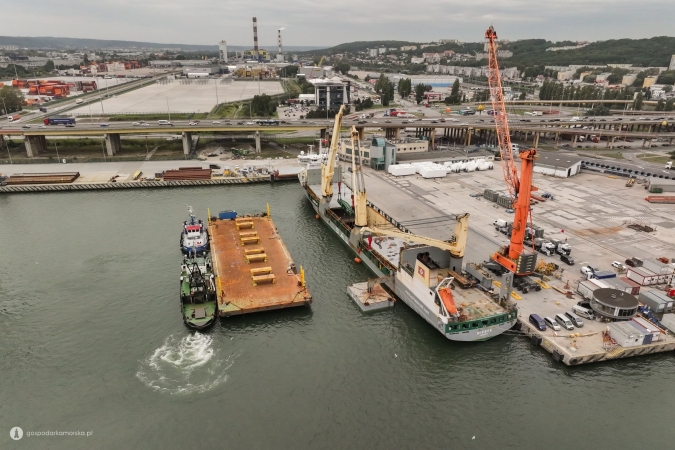 Przeładunki offshore dla Baltic Power zaczęły się od Gdyni i Władysławowa, cz. I-GospodarkaMorska.pl