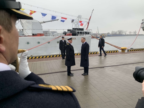 „Orka” i „Ratownik” z dobrym finałem? Drugie w tym roku obchody Święta Marynarki Wojennej były więcej niż wyjątkowe-GospodarkaMorska.pl