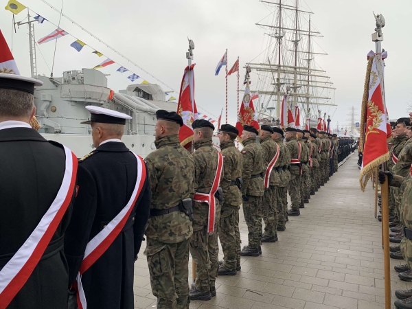 „Orka” i „Ratownik” z dobrym finałem? Drugie w tym roku obchody Święta Marynarki Wojennej były więcej niż wyjątkowe-GospodarkaMorska.pl