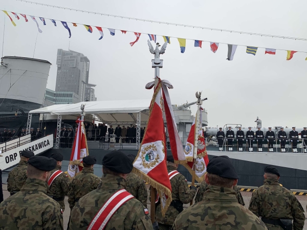 „Orka” i „Ratownik” z dobrym finałem? Drugie w tym roku obchody Święta Marynarki Wojennej były więcej niż wyjątkowe-GospodarkaMorska.pl