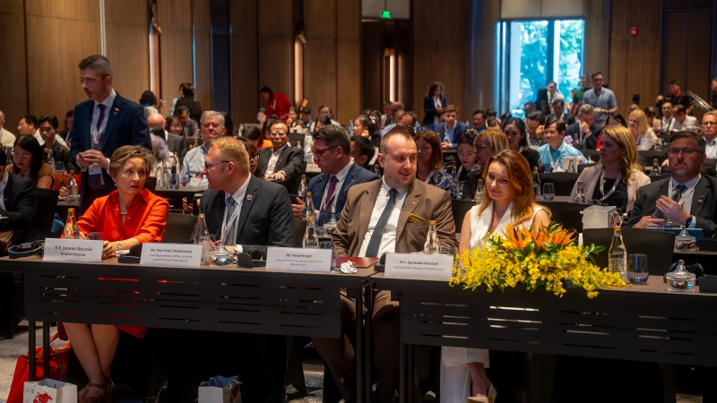 Byliśmy na Business Mixerze Portu Gdańsk w Wietnamie. Pełna sala i duże szanse-GospodarkaMorska.pl