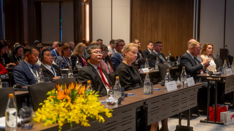 Byliśmy na Business Mixerze Portu Gdańsk w Wietnamie. Pełna sala i duże szanse-GospodarkaMorska.pl