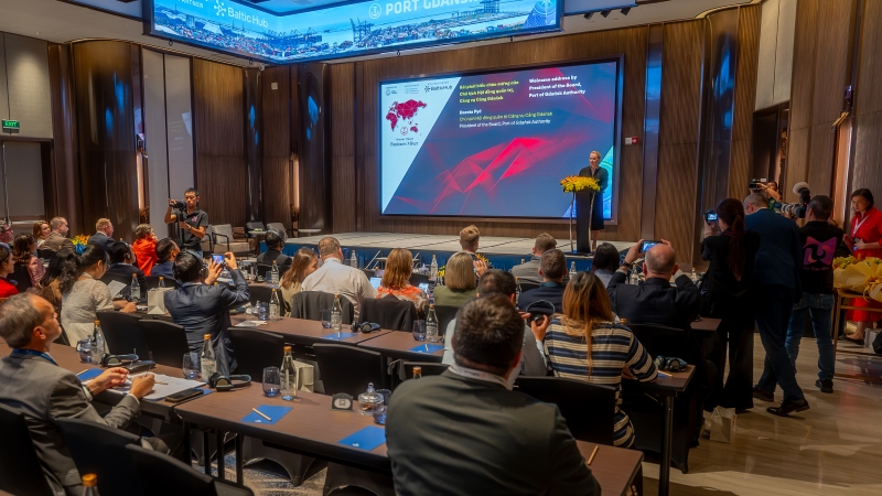 Byliśmy na Business Mixerze Portu Gdańsk w Wietnamie. Pełna sala i duże szanse-GospodarkaMorska.pl