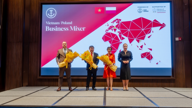 Byliśmy na Business Mixerze Portu Gdańsk w Wietnamie. Pełna sala i duże szanse-GospodarkaMorska.pl
