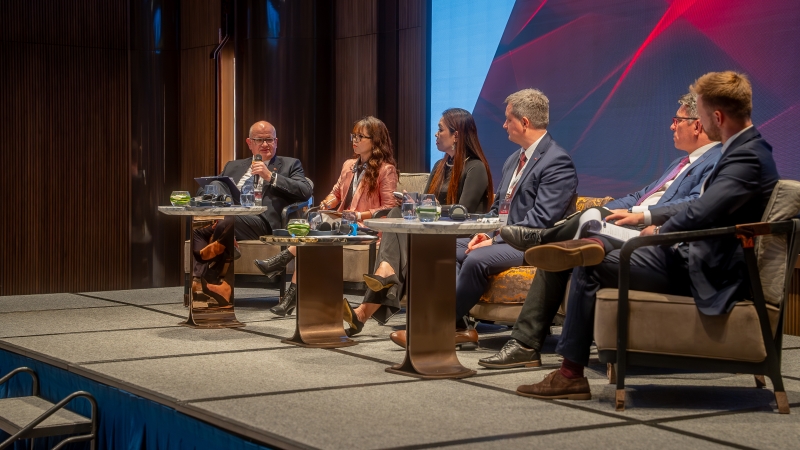 Byliśmy na Business Mixerze Portu Gdańsk w Wietnamie. Pełna sala i duże szanse-GospodarkaMorska.pl