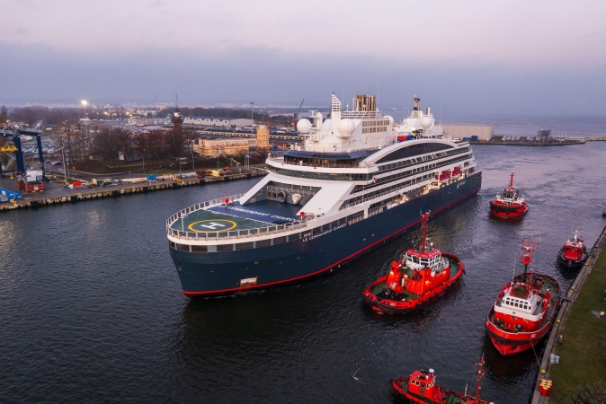 Francuski wycieczkowiec odwiedził Port Gdańsk -GospodarkaMorska.pl