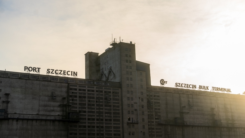 Nowe inwestycje w Porcie Szczecin - trójmiejskie firmy zbudują terminal przeładunkowy-GospodarkaMorska.pl